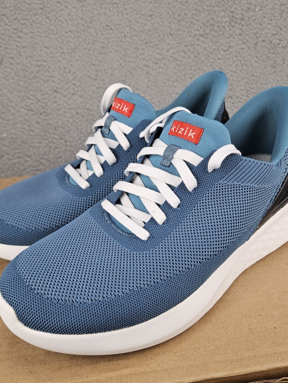 Kizik Athens Sneakers Blue Shoes Slip-on Athletic Men 10.5 WIDE Women 12